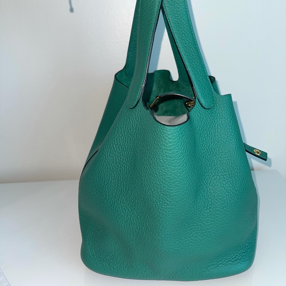 Hermès Picotin Lock 22 in Green - Picture 6 of 10
